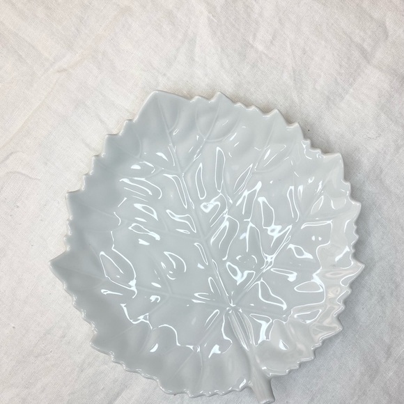 KAISER German White Porcelain Leaf Plate Dish - Picture 4 of 9